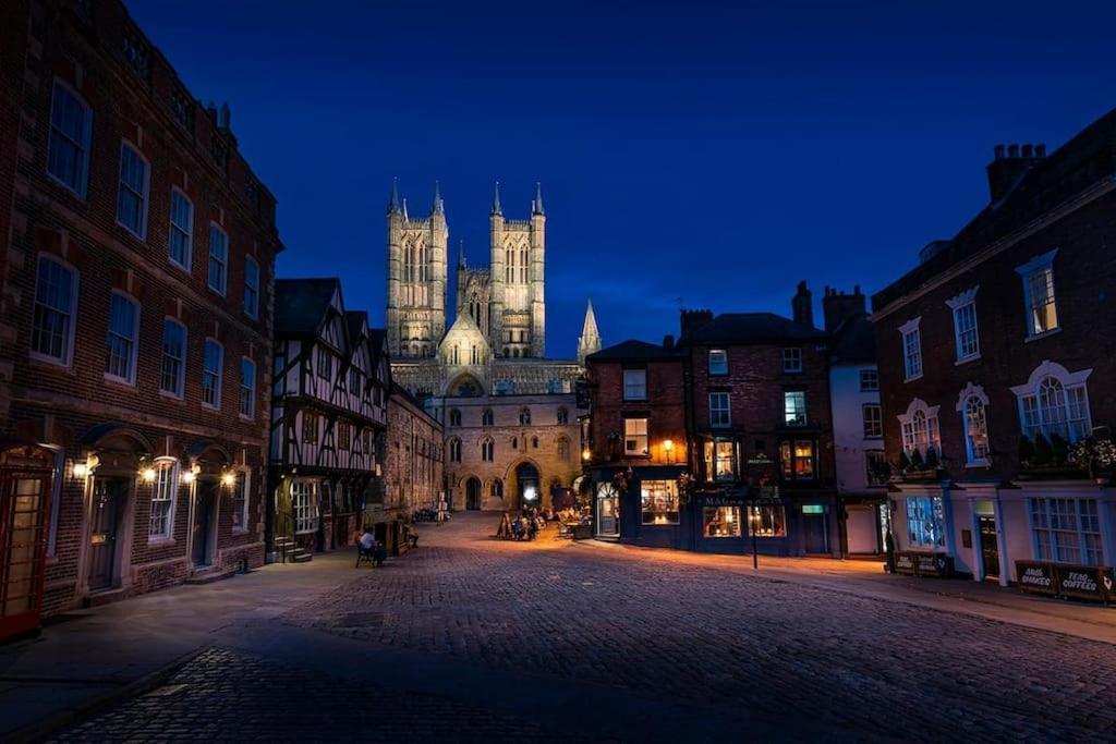 Choristers Mews: Luxury Cottage A Stones Throw From The Cathedral! Lincoln Esterno foto