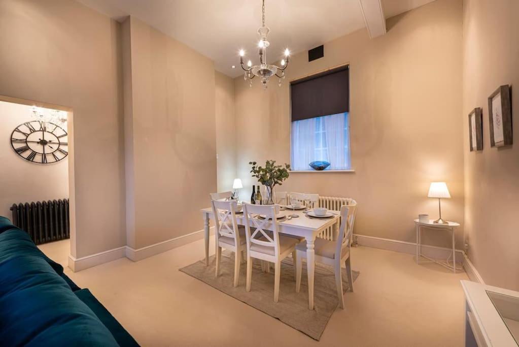 Choristers Mews: Luxury Cottage A Stones Throw From The Cathedral! Lincoln Esterno foto