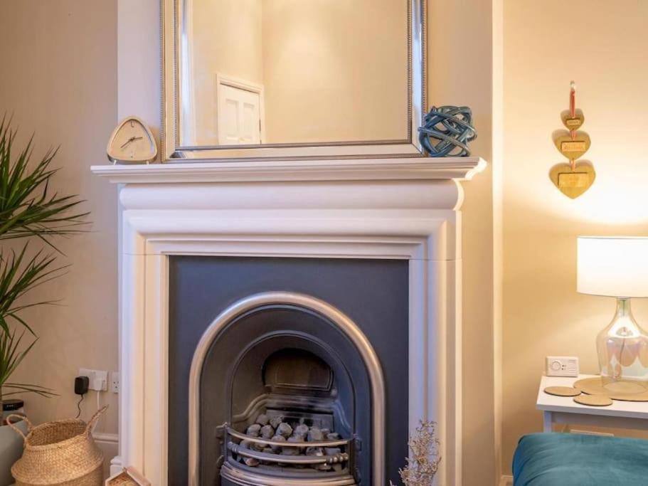 Choristers Mews: Luxury Cottage A Stones Throw From The Cathedral! Lincoln Esterno foto